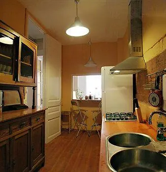 Apartment Diagonal *