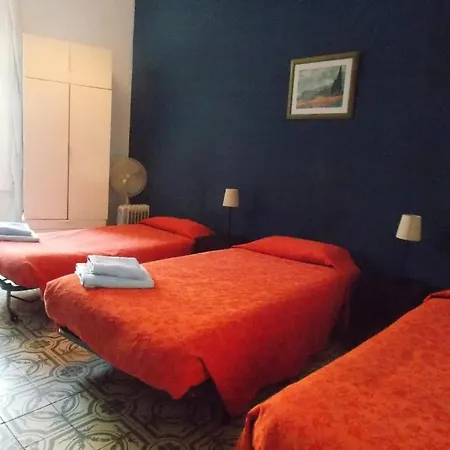 Diagonal Apartment