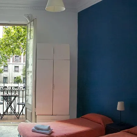 Apartment Diagonal