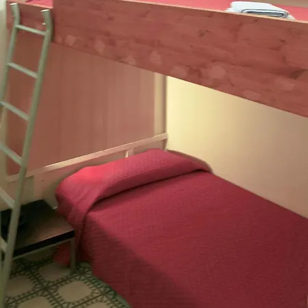 Diagonal Apartment