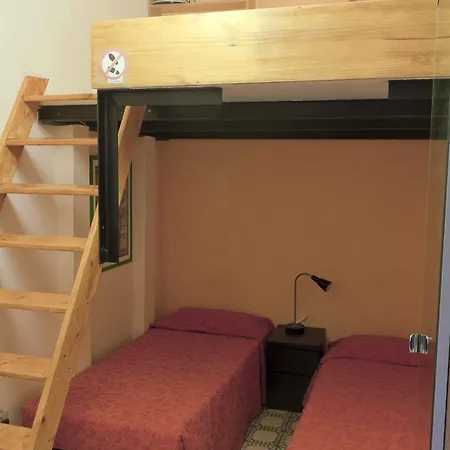 Diagonal Apartment