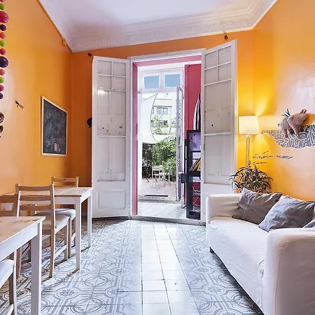 Diagonal Apartment